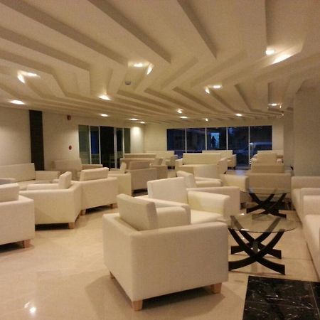Hotel R-Con Rest Sea Pattaya Zewnętrze zdjęcie