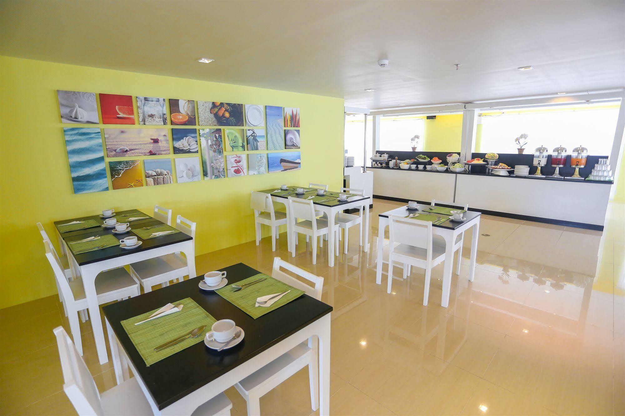 Hotel R-Con Rest Sea Pattaya Zewnętrze zdjęcie