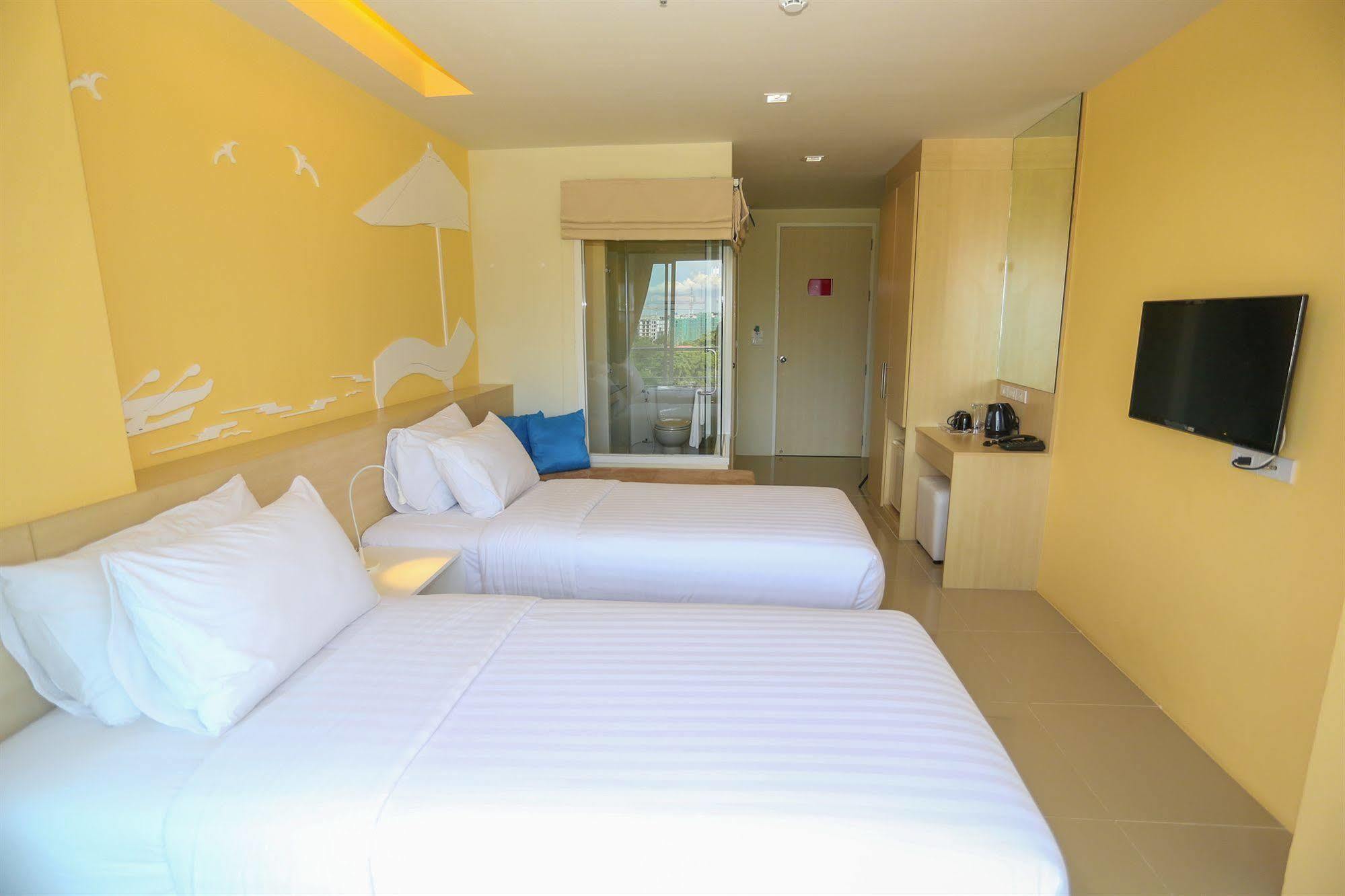 Hotel R-Con Rest Sea Pattaya Zewnętrze zdjęcie